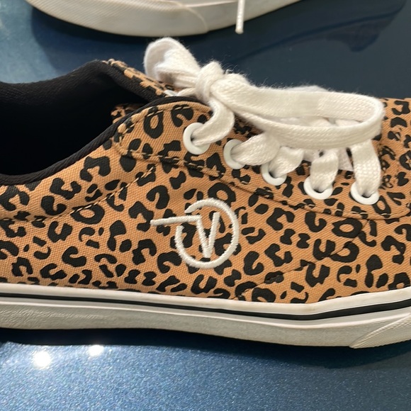 Vans Old Skool Lace Up Size 7 - Picture 3 of 6